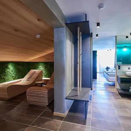 Eder Frida - Tuttiii Kompletti Inklusiv 4*