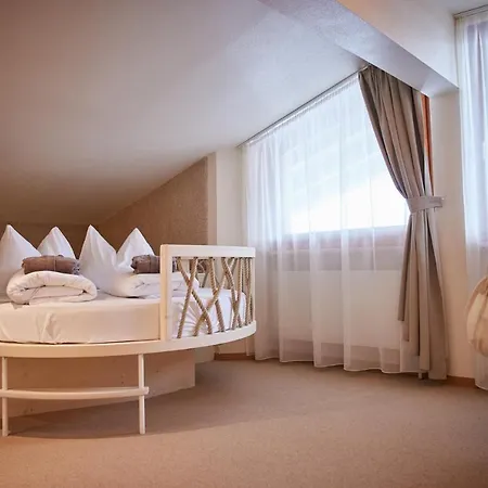 Eder Frida - Tuttiii Kompletti Inklusiv Hotel 4*