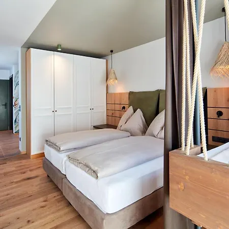 Eder Frida - Tuttiii Kompletti Inklusiv Hotel Maria Alm am Steinernen Meer