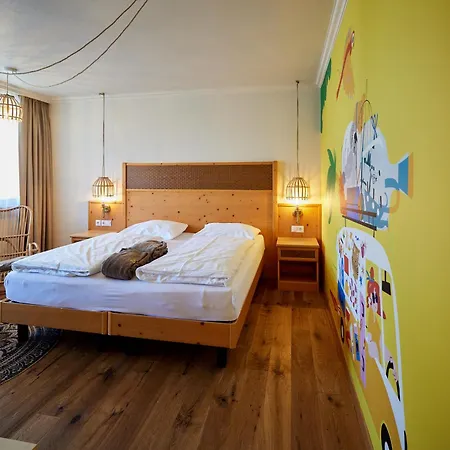 Eder Frida - Tuttiii Kompletti Inklusiv ماريا ألم ام شتاينر