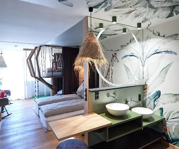 Eder Frida - Tuttiii Kompletti Inklusiv 4*