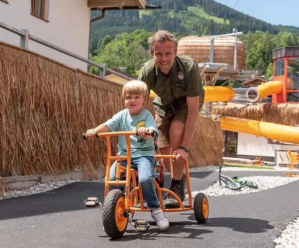 Eder Frida - Tuttiii Kompletti Inklusiv Hotell